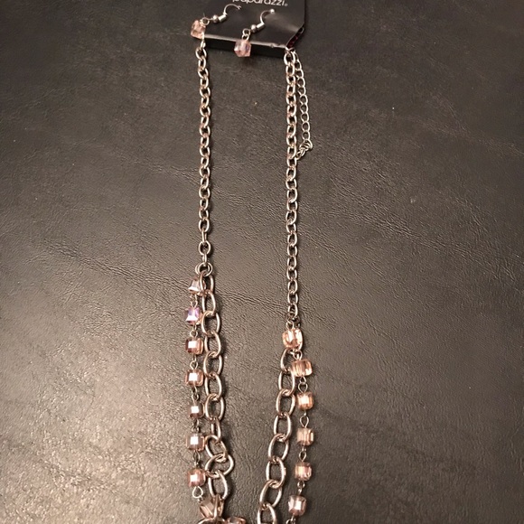 Paparazzi necklaces - Picture 7 of 8